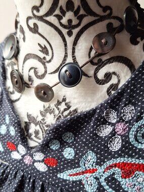 Button Choker Necklace Brown